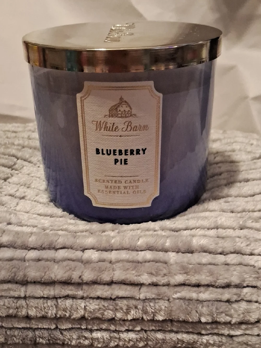 White Barn Blueberry Pie Candle in Lavender Glass with Silver Lid - Picture 1 of 3